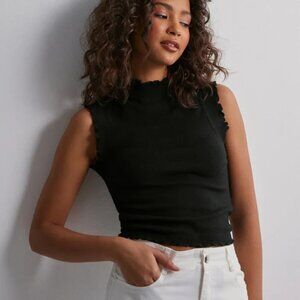 Vero Moda Sleeveless Black Knit High Neck Top Ruffle Trim Neck/Arm/Hem Small